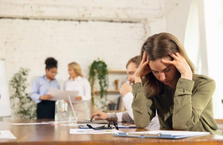 Síndrome de burnout: o que é e como ela atinge os profissionais de RH?