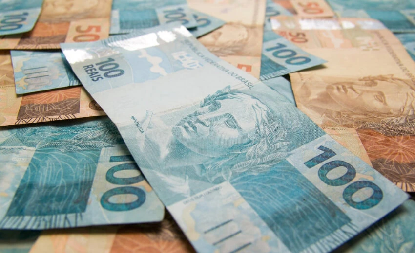 Reajuste do salário mínimo em 2025: quanto subiu?